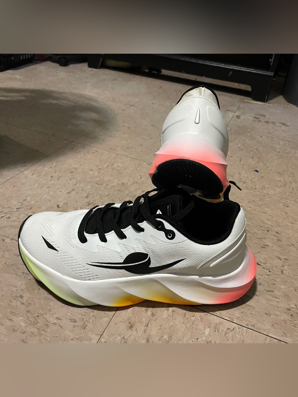 Men's White Athletic Running Shoes with Black Accents and Neon Sole